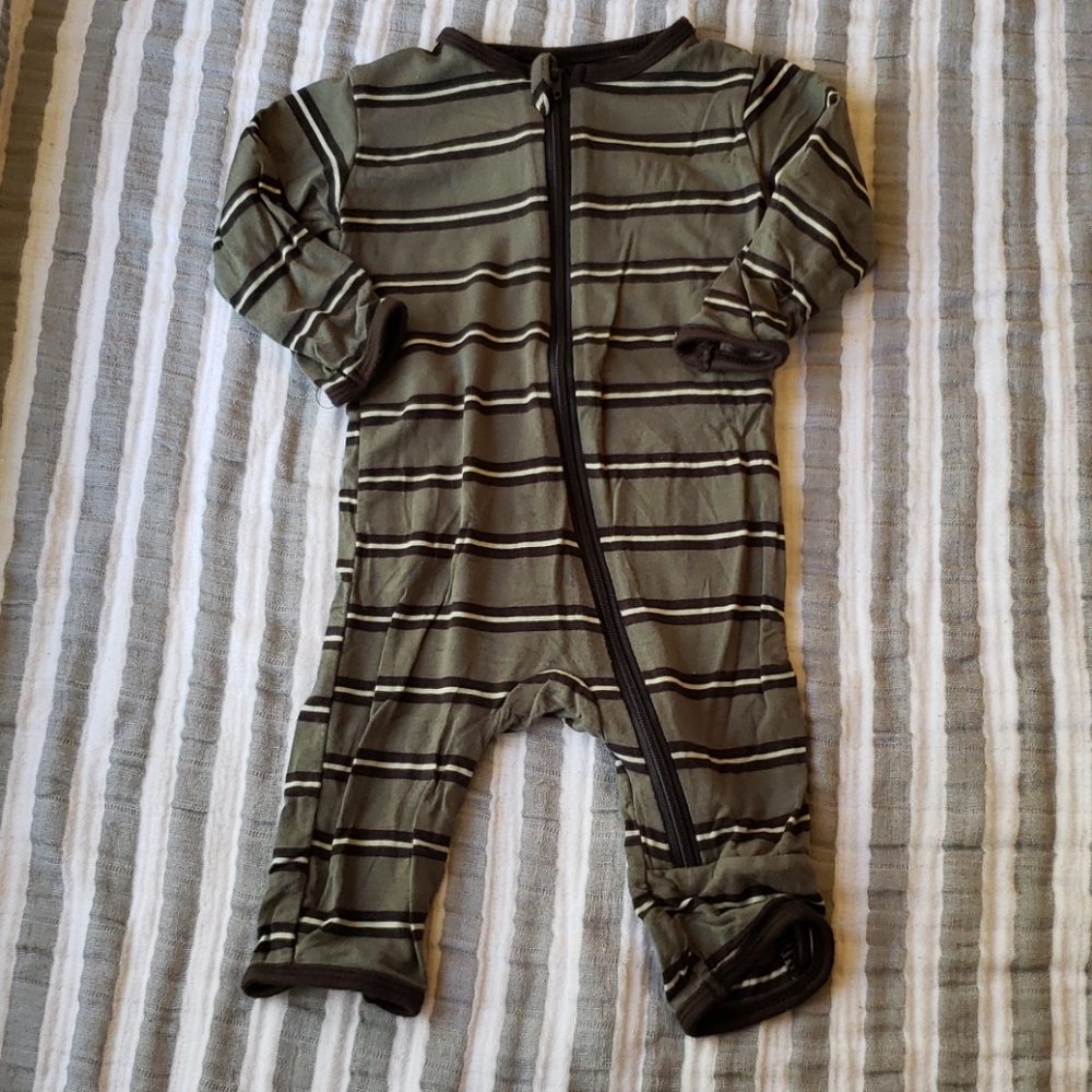 Kickee Pants one piece with bum flap